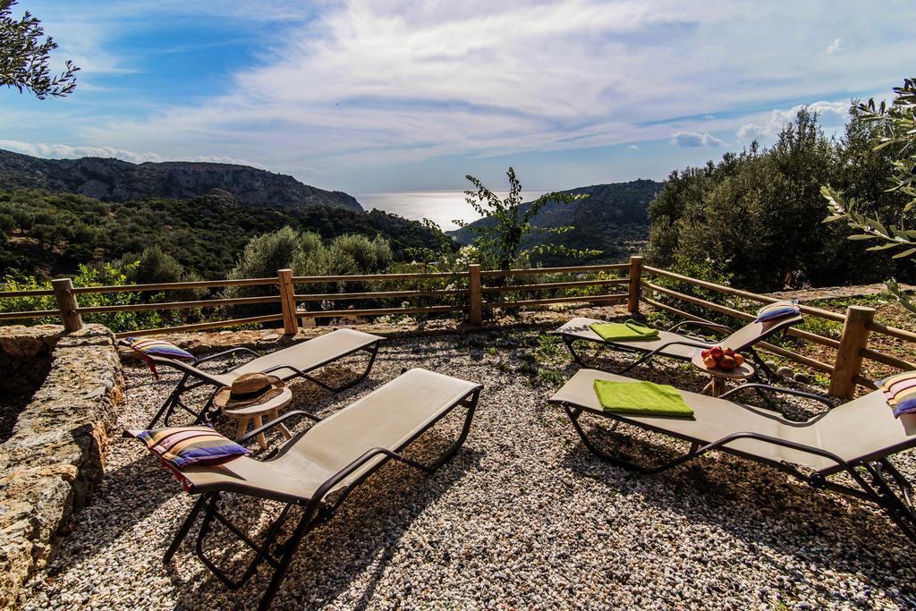 Christos Place-anidri Palaiochora